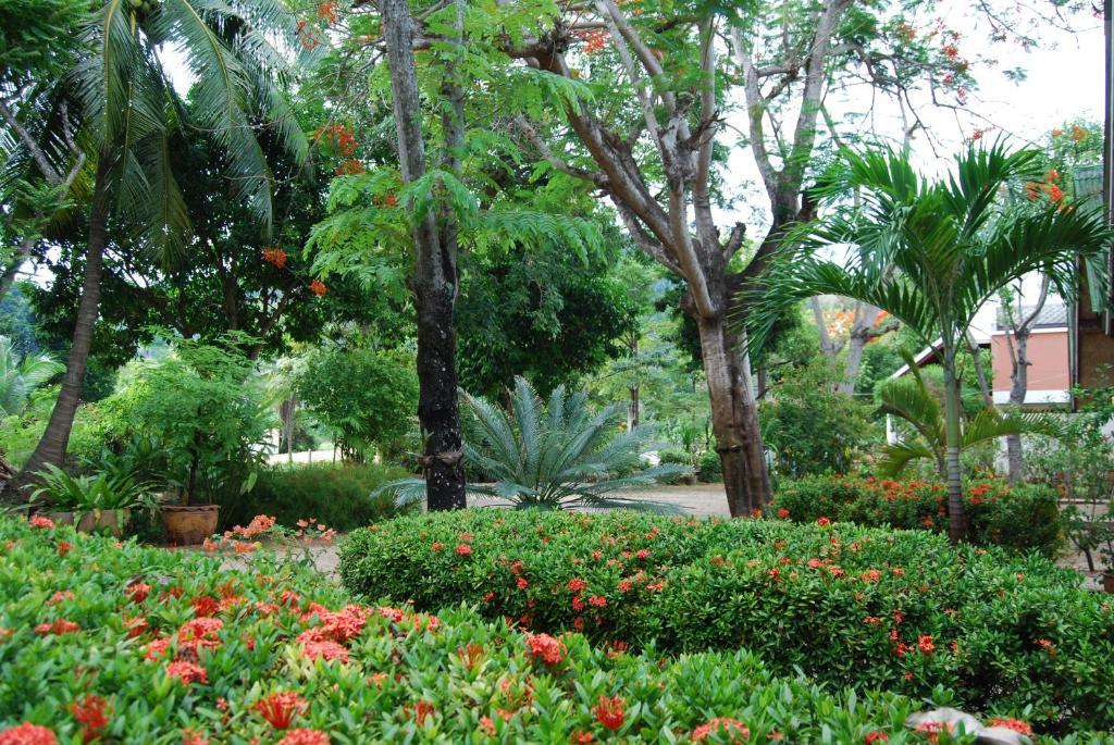Rose Garden Samui Bungalows Plage de Lamai Extérieur photo